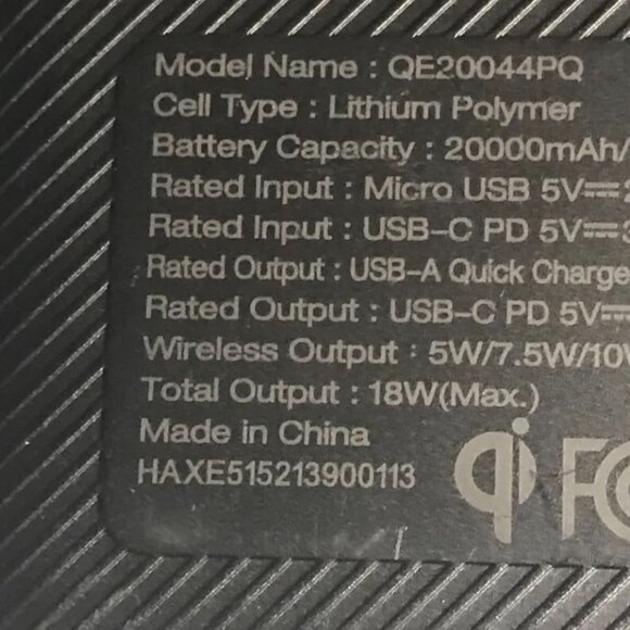 Energizer Ultimate Lithium 20 000mah Qi Wireless 12V Portable Charger - Black - Picture 8 of 11